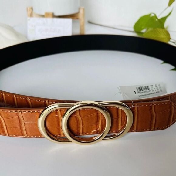 NWT A New Day Fashion Belt Faux Crocodile Pattern Gold Tone Buckle Sz medium - Picture 3 of 7